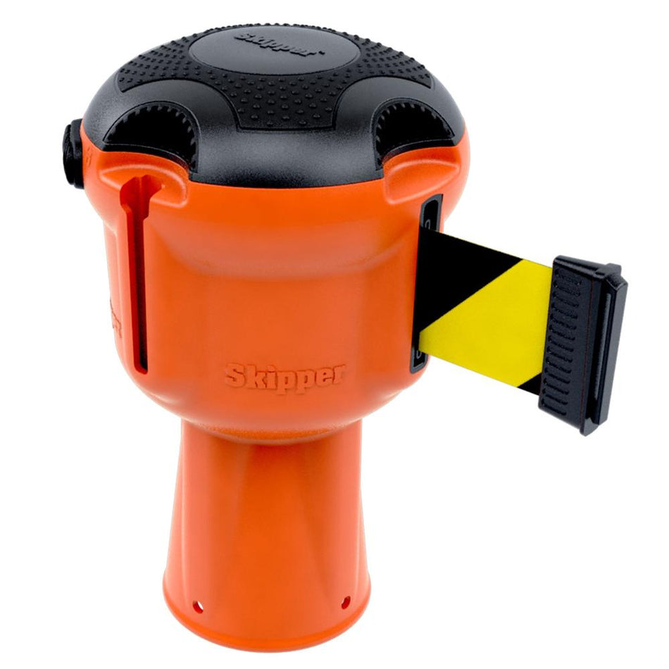 Skipper Retractable Barrier Unit